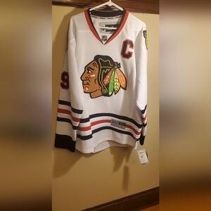 NWT Chicago Blackhawks Toews Jersey